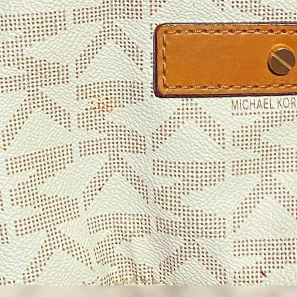 Michael Kors Bag - Picture 3 of 7